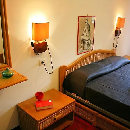 Apartman Locazione Turistica Giardino.2 *