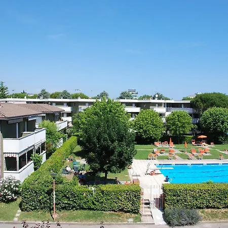 Locazione Turistica Giardino.2 Apartman *